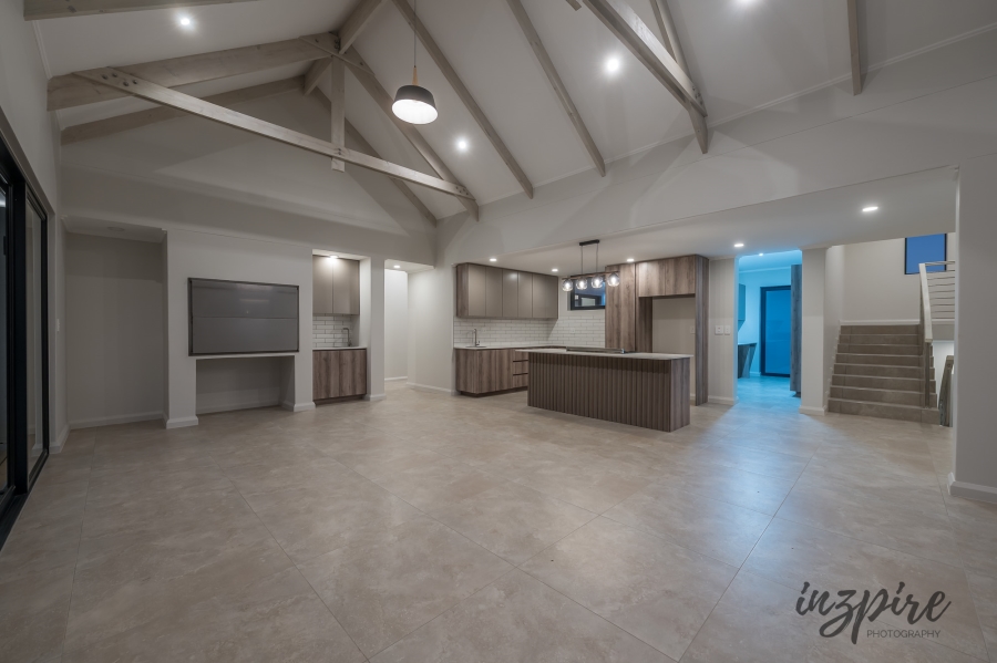 4 Bedroom Property for Sale in Outeniquasbosch Western Cape